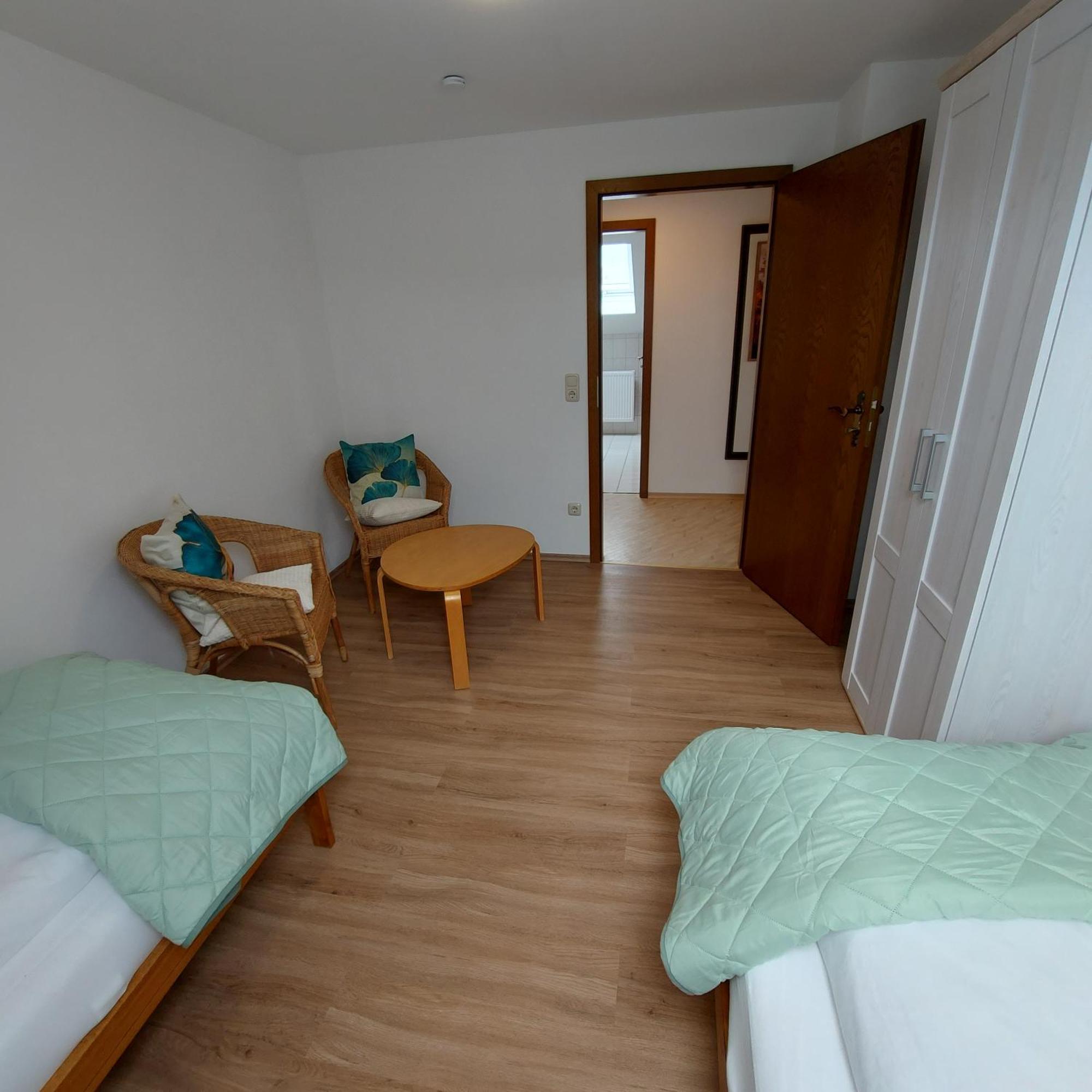 Ferienwohnung Am Berg Wiesent Exterior photo
